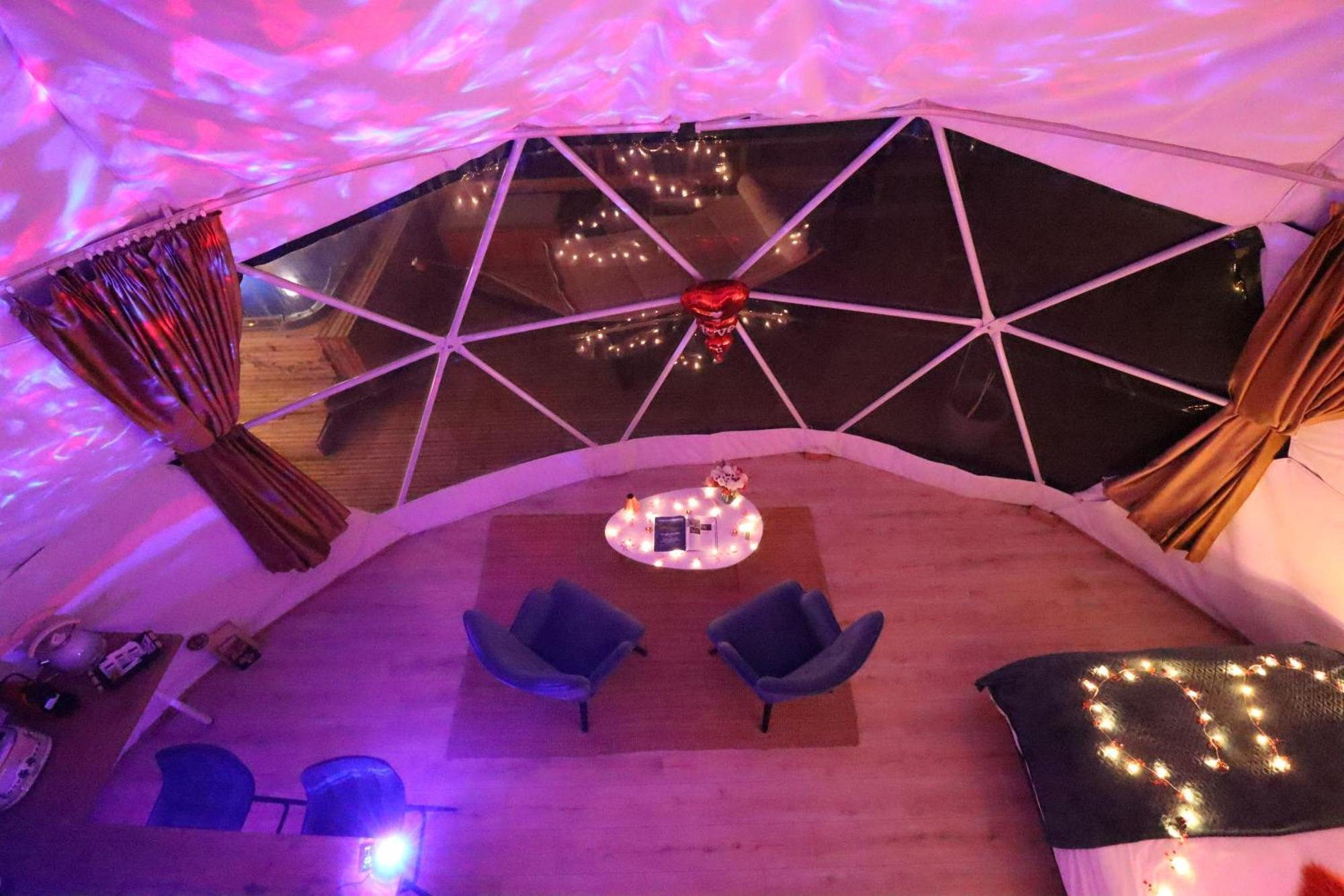 Bulle De L'Escale Coconing Avec Jacuzzi Privatif Villa Durban-Corbieres Exterior photo
